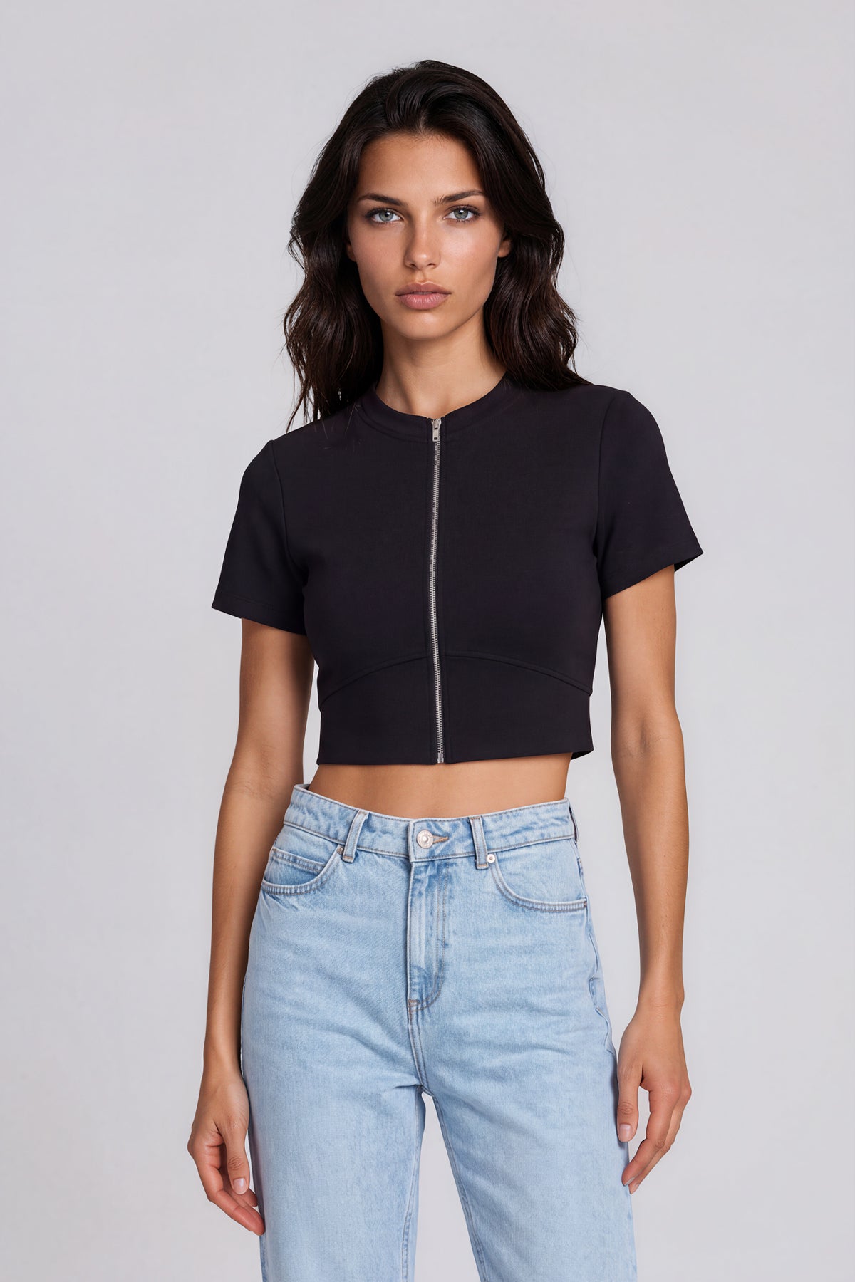 Full-Zip Cropped T-Shirt - Black