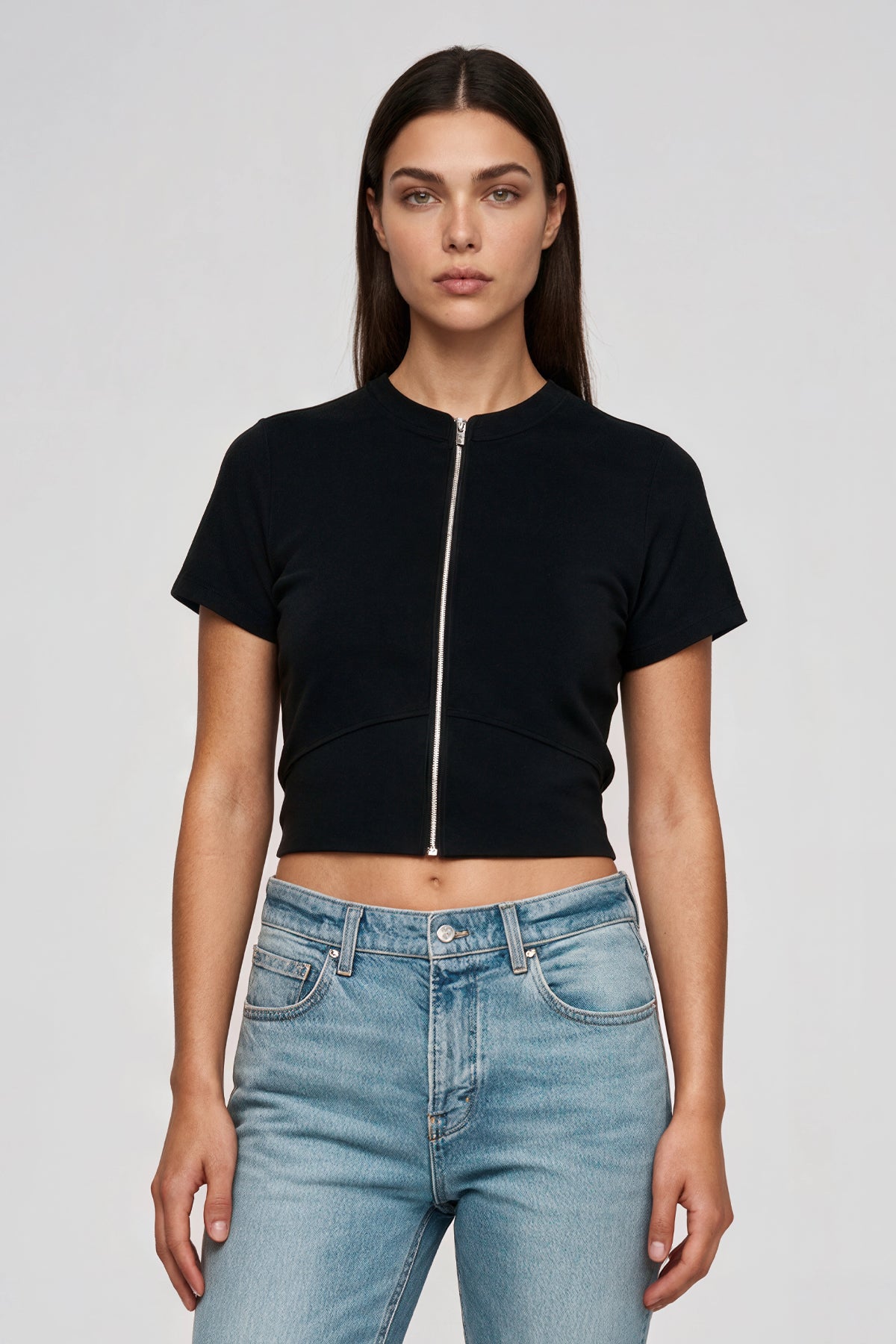 Full-Zip Cropped T-Shirt - Black