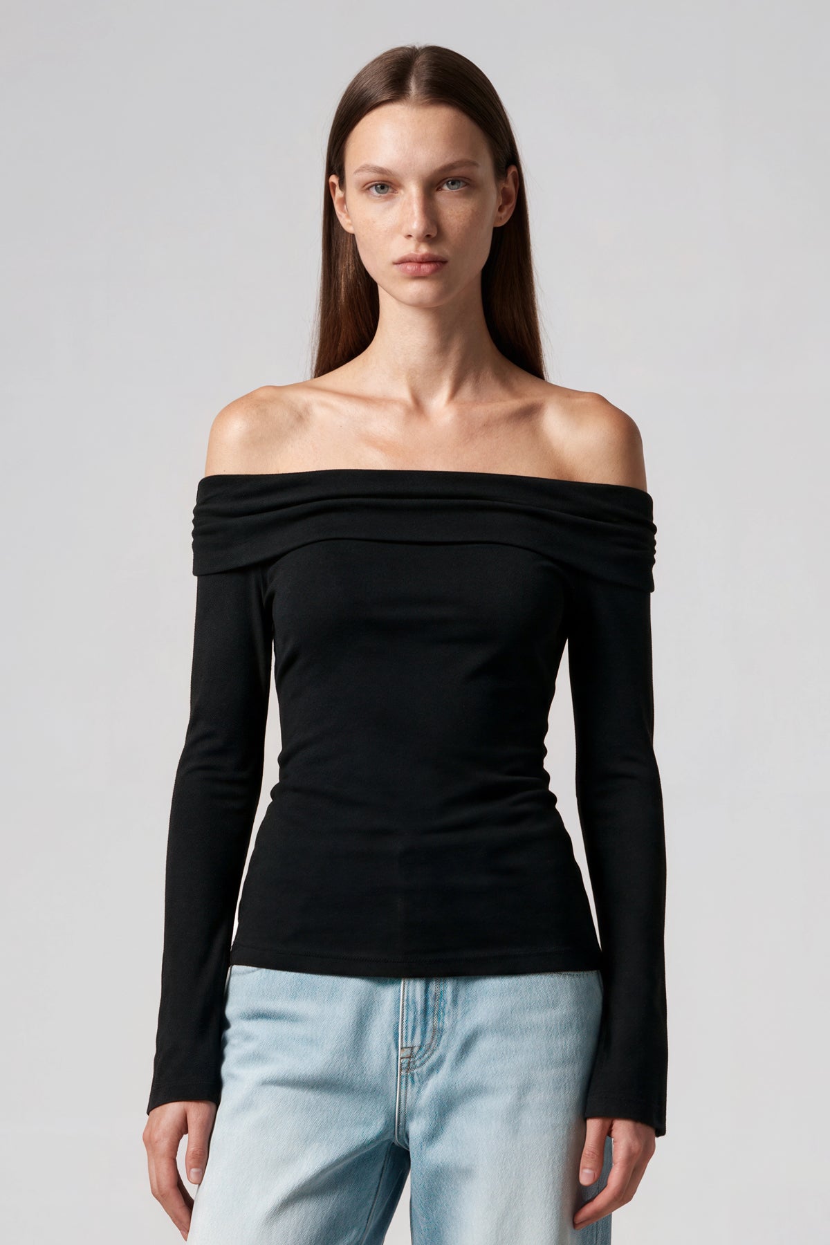 Off-the-Shoulder Bell Sleeve Crop T-Shirt - Black