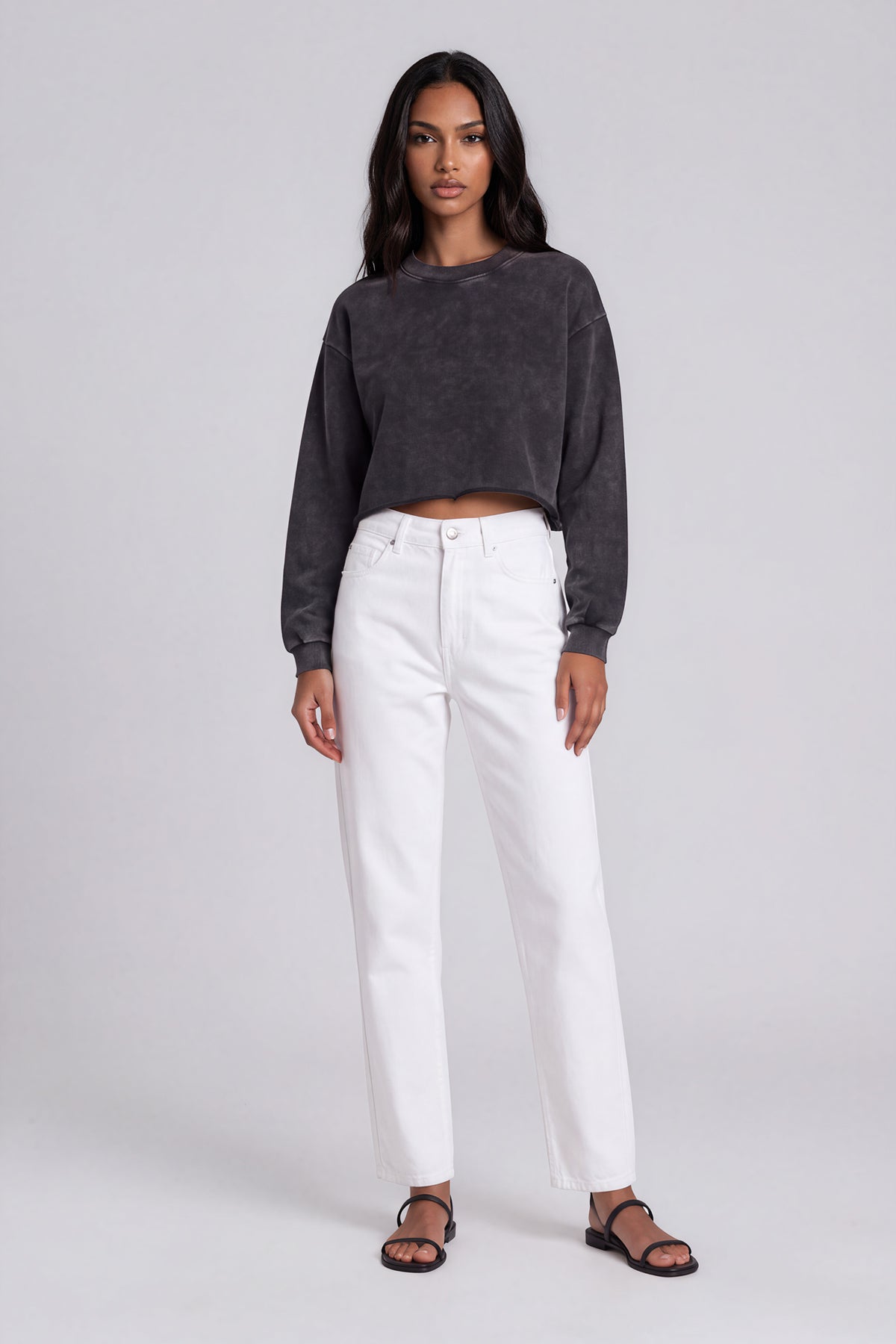 Snow Washed Raw Edge Cropped Sweatshirt - Black