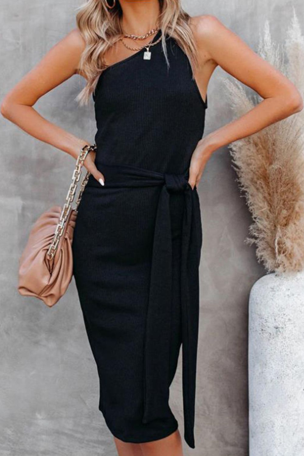 Daily Elegance One-Shoulder Midi Dress